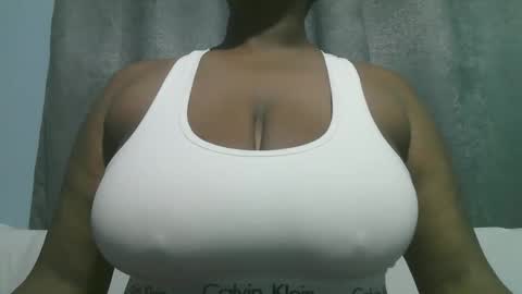 lady_dearra online show from October 24, 3:36 am