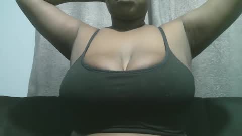 lady_dearra online show from November 5, 4:12 am