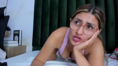 LADY  online show from January 30, 8:11 am