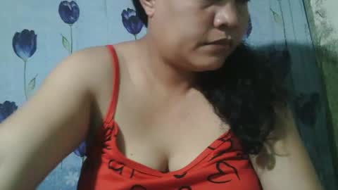 Snapshot of lady_love063 chatting on January 6, 10:02 am lady_love063 online show from January 6, 10:02 am