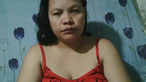 Snapshot of lady_love063 chatting on January 12, 1:05 pm lady_love063 online show from January 12, 1:05 pm