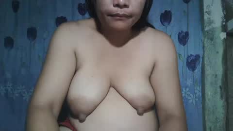 Snapshot of lady_love063 chatting on October 2, 9:22 pm lady_love063 online show from October 2, 9:22 pm