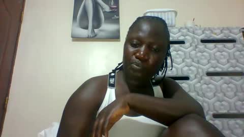 Snapshot of ladyblossoms19 chatting on January 21, 11:02 pm lindah32 online show from January 21, 11:02 pm