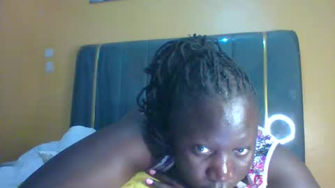 Snapshot of ladyblossoms19 chatting on September 9, 7:13 pm lindah32 online show from September 9, 7:13 pm