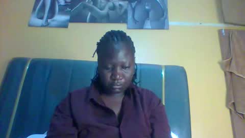 Snapshot of ladyblossoms19 chatting on September 28, 2:50 am lindah32 online show from September 28, 2:50 am