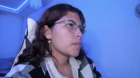 Snapshot of ladybrown_16 chatting on October 19, 2:34 am Lady online show from October 19, 2:34 am