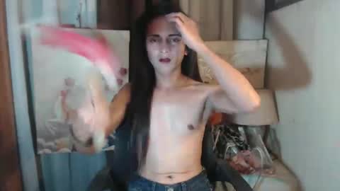 ladygreen03 online show from November 10, 6:45 am