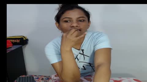 lady online show from December 16, 4:45 pm