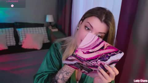 ladylancaster online show from November 23, 12:38 pm