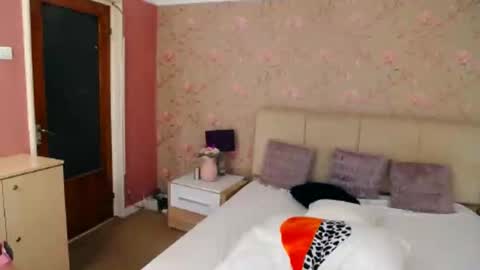 ladymariahx online show from February 27, 1:05 am