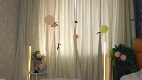 Snapshot of lafeti chatting on October 8, 6:55 am Lilia online show from October 8, 6:55 am