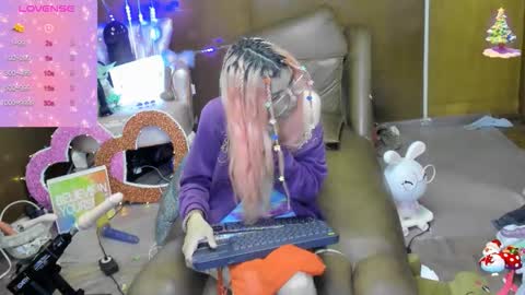 Snapshot of laflakita21 chatting on October 10, 1:59 am Skinnygirl online show from October 10, 1:59 am