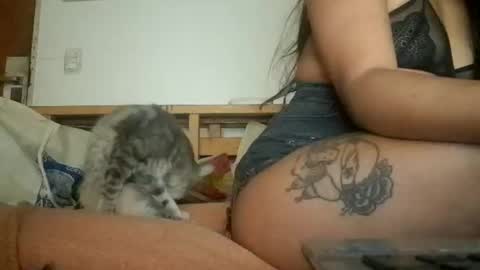 Snapshot of lafoxglam01 chatting on January 12, 12:12 pm lafoxglam01 online show from January 12, 12:12 pm