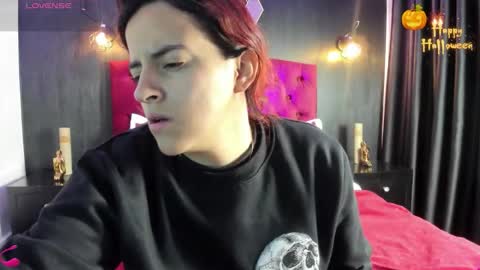 Laia  online show from November 1, 11:56 am