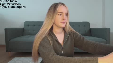 lailatoks - TIP 100 tks  get all my videos 22 VIDEOS SQUIRT PUSSY DILDO online show from March 1, 4:42 pm