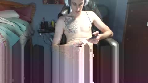 Snapshot of lakat133 chatting on December 3, 12:40 am lakat133 online show from December 3, 12:40 am