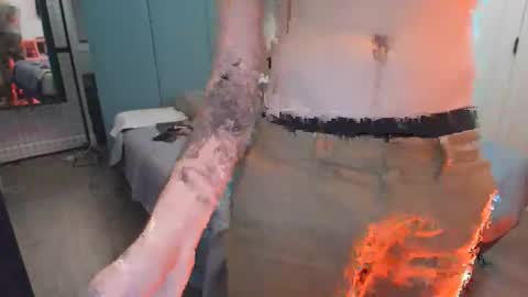 Snapshot of lakat133 chatting on December 18, 8:20 am lakat133 online show from December 18, 8:20 am