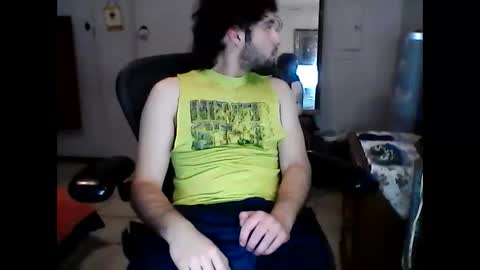 Snapshot of lakewood4523 chatting on January 13, 8:05 am Carlosss online show from January 13, 8:05 am