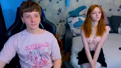 Snapshot of laksmrrr chatting on February 11, 10:42 am Lu Alex online show from February 11, 10:42 am