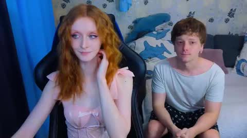 Snapshot of laksmrrr chatting on February 22, 9:52 am Lu Alex online show from February 22, 9:52 am