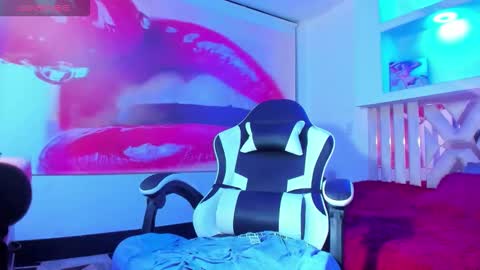 Lala clark online show from September 26, 12:53 pm