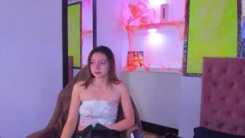 Lala clark online show from November 3, 12:17 pm