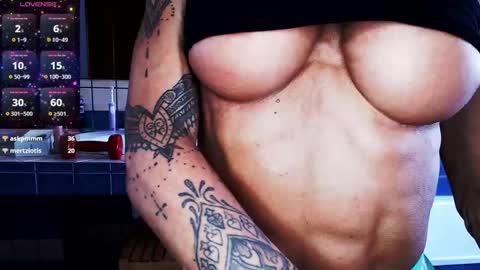 Lola online show from September 16, 5:14 pm