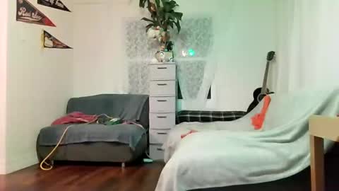 Snapshot of lalove99 chatting on September 23, 1:30 am LALOVE99 online show from September 23, 1:30 am