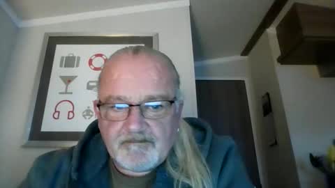 lamabama online show from November 26, 9:16 pm