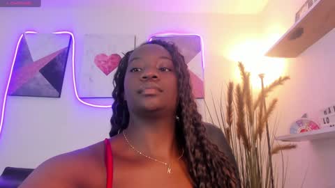 Snapshot of lana__beaux chatting on January 9, 7:08 pm online show from January 9, 7:08 pm