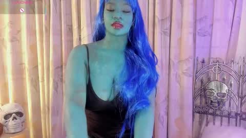 Snapshot of lana__beaux chatting on October 18, 7:36 pm online show from October 18, 7:36 pm