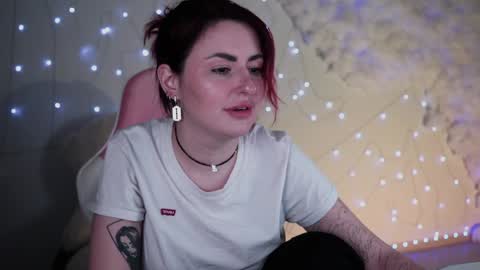 just call me Lana  and her security online show from December 20, 5:40 pm