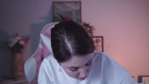 just call me Lana  and her security online show from December 27, 8:50 pm