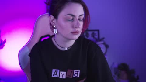 just call me Lana  and her security online show from January 23, 11:26 am