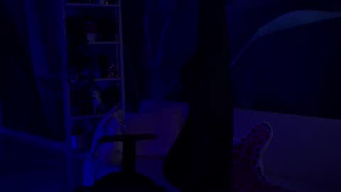 just call me Lana  and her security online show from September 18, 8:05 am