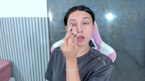 Snapshot of lana_boomer chatting on December 2, 8:37 pm Lana online show from December 2, 8:37 pm