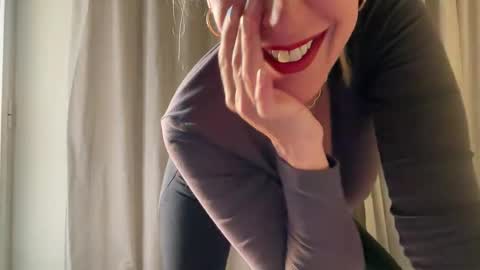 Lana online show from December 1, 7:46 am