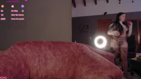 Snapshot of lana_queen13 chatting on November 10, 12:31 am Angel IG online show from November 10, 12:31 am