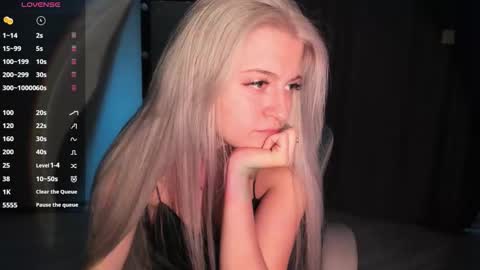 Lana online show from October 20, 9:43 am