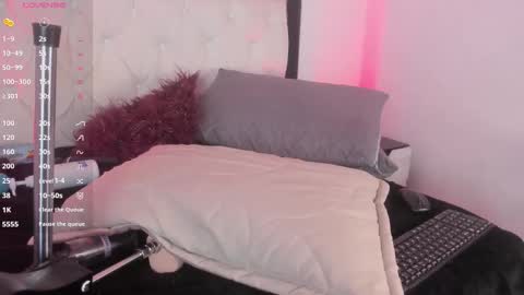 Snapshot of lanaamills chatting on October 26, 5:30 pm Lana online show from October 26, 5:30 pm