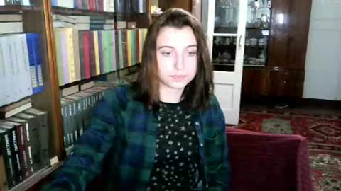 Snapshot of lanabeils chatting on November 3, 8:32 pm Lana online show from November 3, 8:32 pm