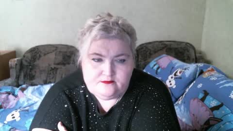 lanacat555 online show from February 17, 8:15 pm