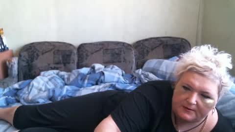 lanacat555 online show from September 13, 11:10 am