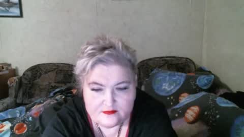 lanacat555 online show from April 17, 6:22 pm