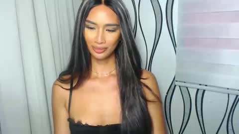 Lana online show from January 2, 7:44 am