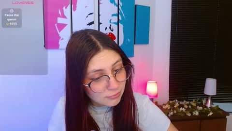 Alana Garcia  online show from November 20, 11:43 am