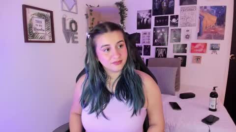 lanaherondale_ online show from November 5, 9:26 pm