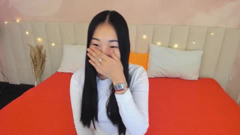 Lana online show from November 10, 9:30 am