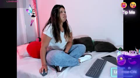 Snapshot of lanastone86 chatting on December 15, 12:20 pm lanastone86 online show from December 15, 12:20 pm