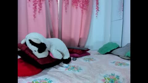 lanastone86 online show from February 23, 12:02 pm